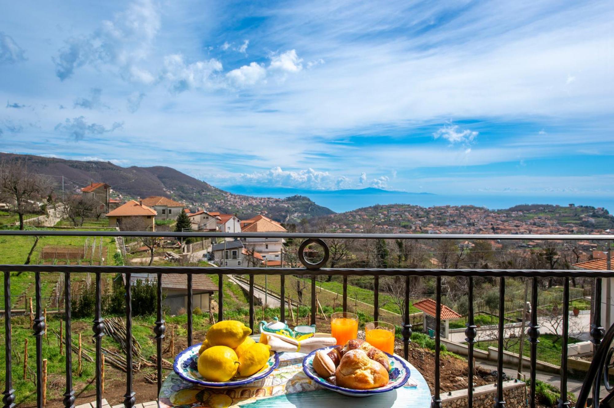 Il Vigneto Di Nonno Pietro Bed & Breakfast Agerola Luaran gambar